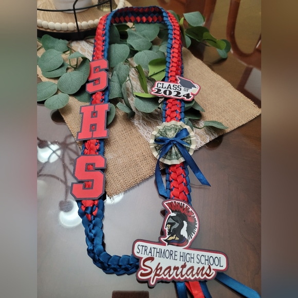 Graduation Leis - Picture 3 of 3